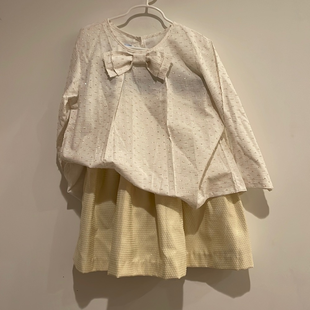 Bella Bliss blouse 12 and skirt 10
